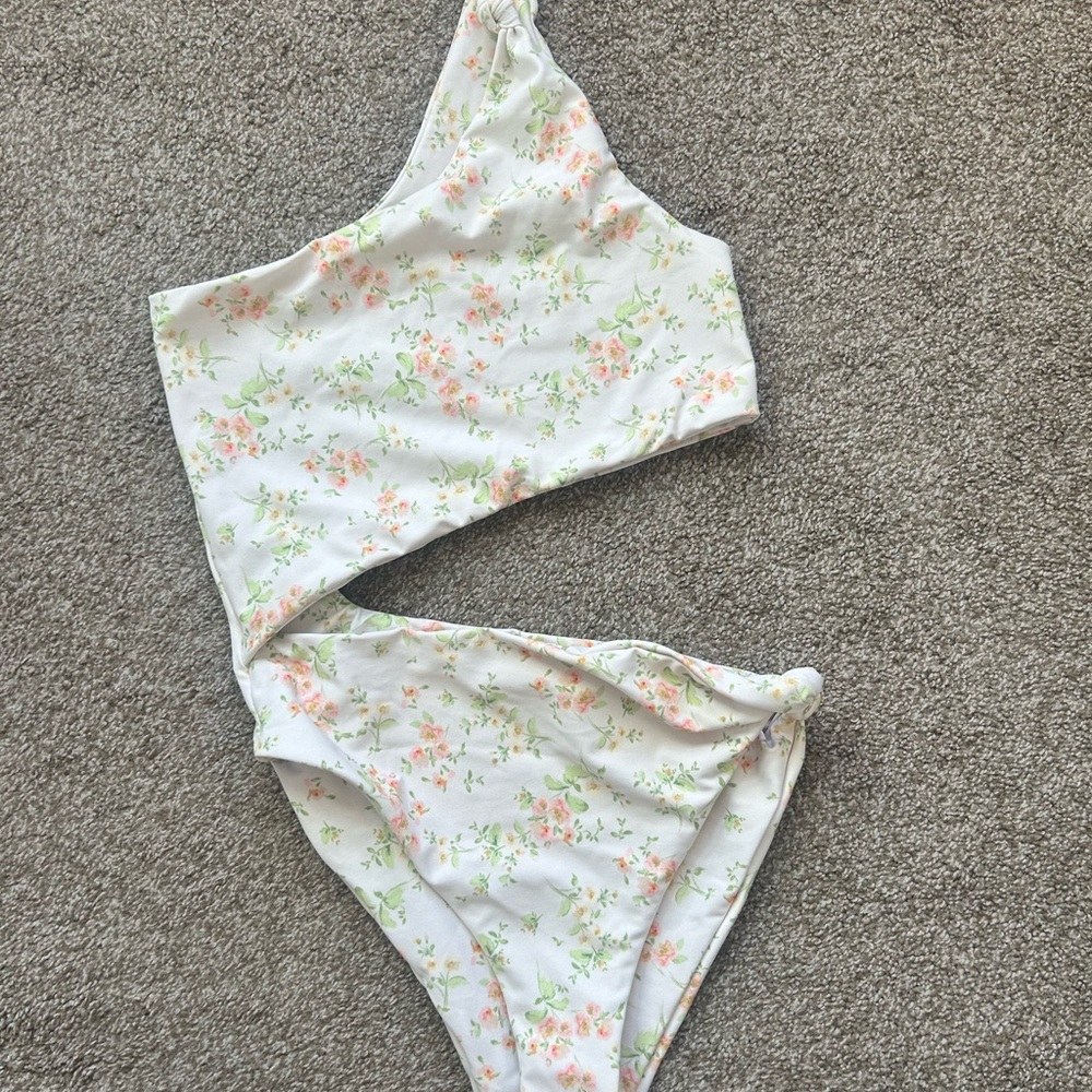 Skatie Floral One-Shoulder Swimsuit